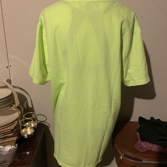 Forever 21 Mens Neon Green Distressed Tee - Picture 2 of 8